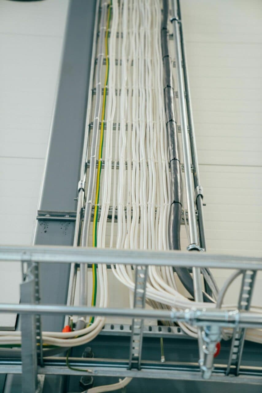 Elektropluss_AmotBilservice_3-scaled-d0ed3320